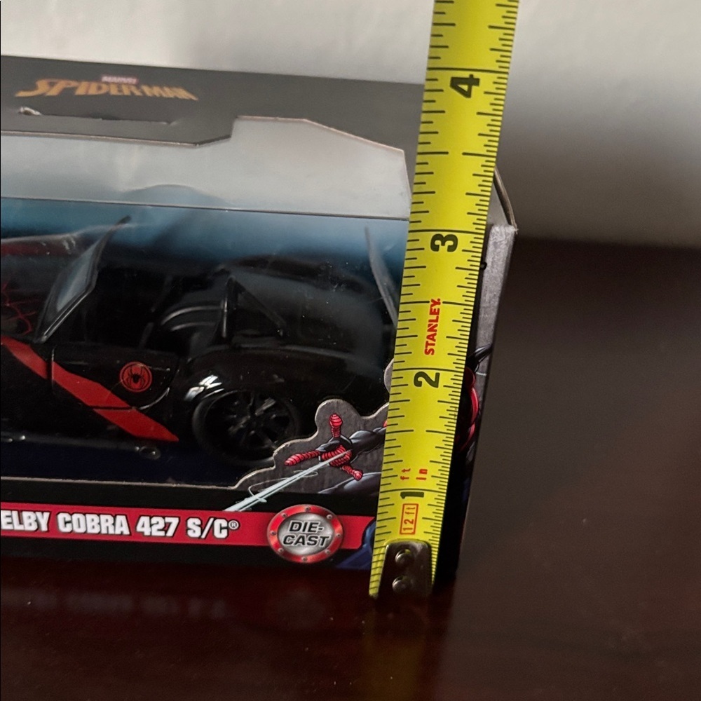 Jada Diecast Spider-Man - 1965 Shelby Cobra 427 S/C For Ages 8+ - Picture 8 of 8